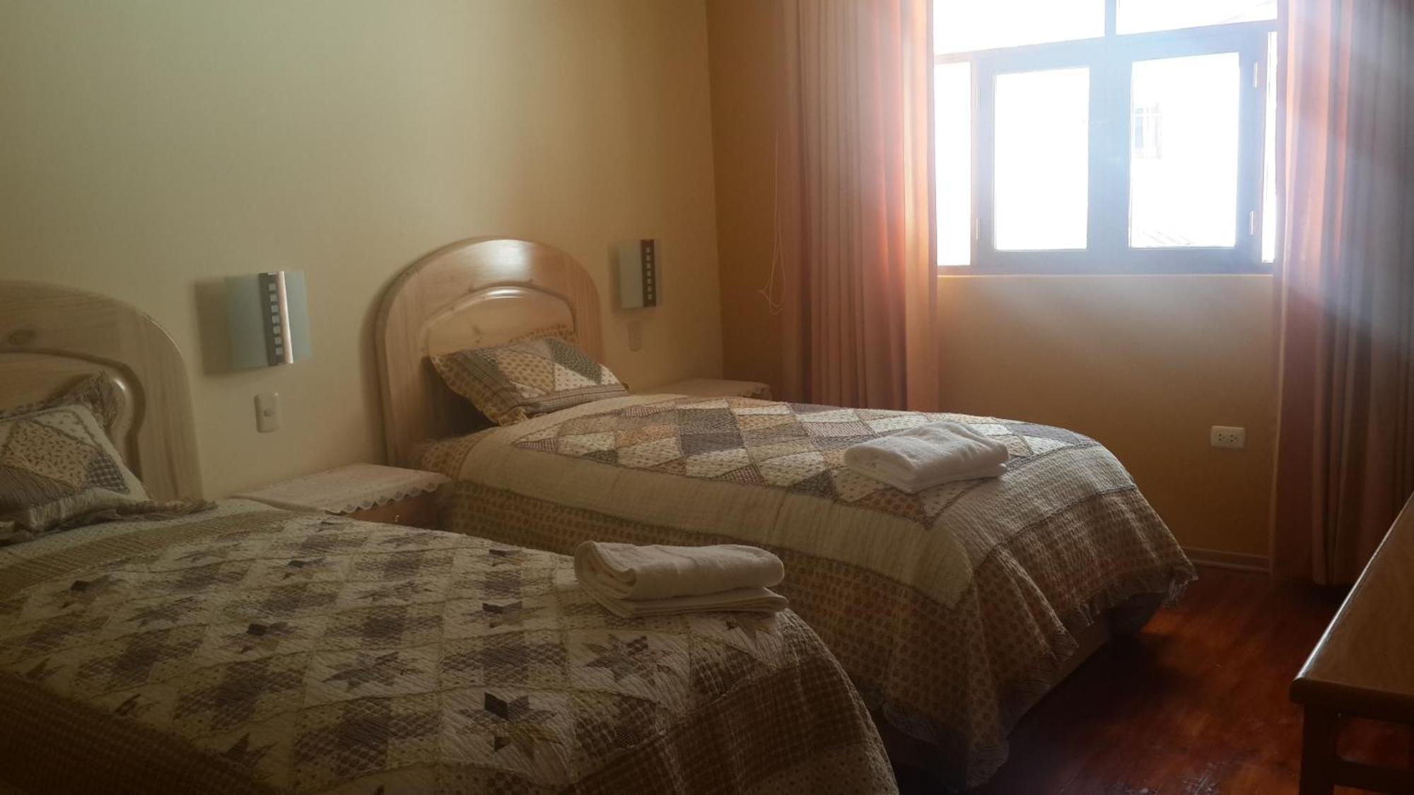 Morales Guest House Huaraz  Δωμάτιο φωτογραφία