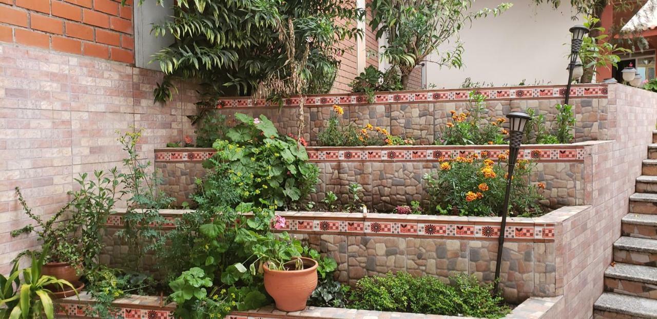 Morales Guest House Huaraz  Εξωτερικό φωτογραφία