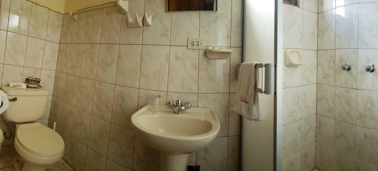 Morales Guest House Huaraz  Εξωτερικό φωτογραφία